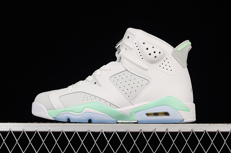 Jordan AIR Jordan 6 RETRO WHITE/PURE PLATINUM-MINT FOAM · DQ4914-103, photo 1