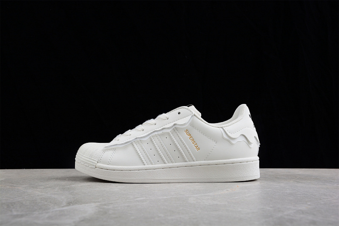 Adidas SUPERSTAR SHOES CREAMY WHITE/CREAMY WHITE/CORE BLACK · GW4441, photo 1