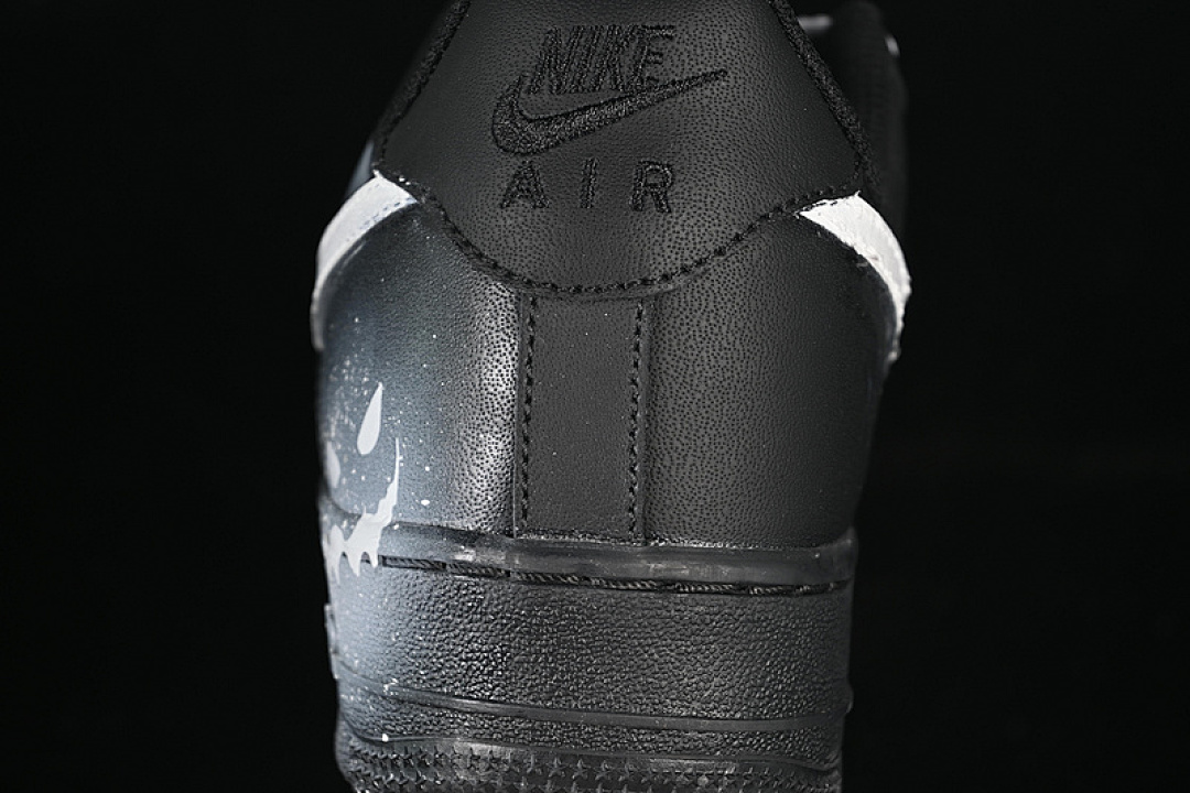 Nike [CW2288-018]-[AIR FORCE 1 07 LOW DEVIL SMILES WHITE/BLACK]-[WOMAN:36-39]-[MAN:40-45] - Image 7