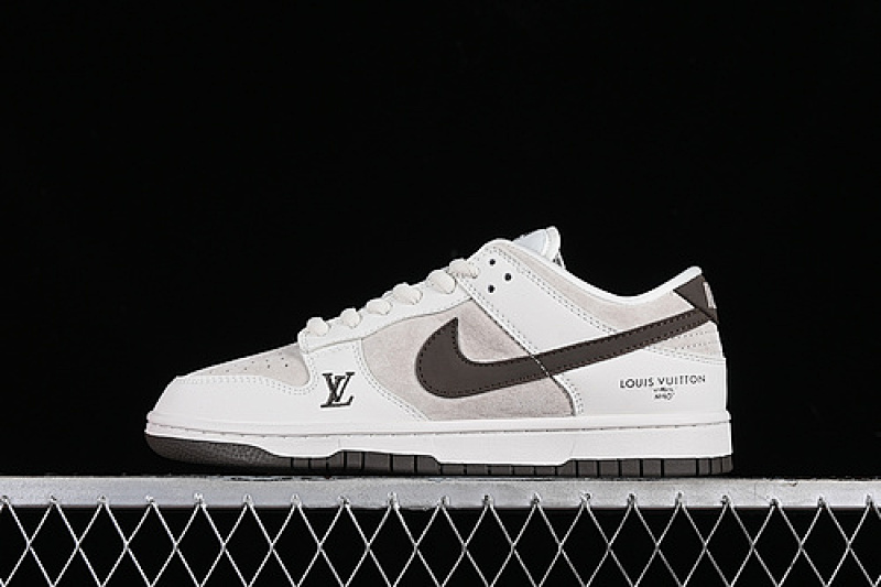 Nike SB DUNK LOW L*V WHITE/GREY/BROWN · LV6188-001, photo 1