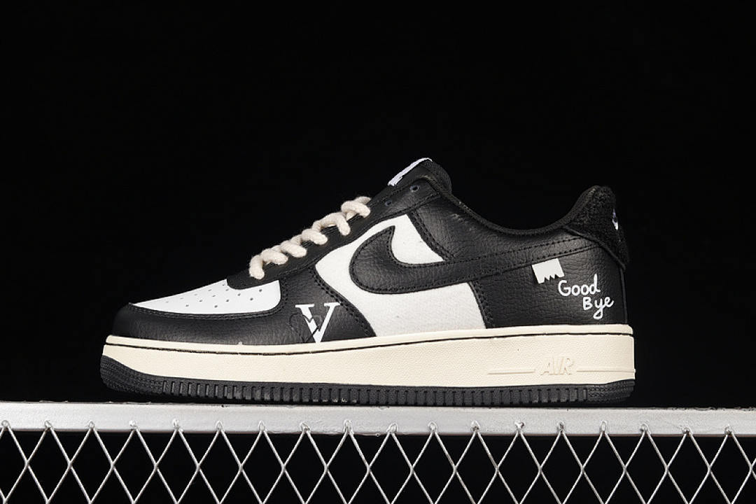Nike [DO5220-168]-[AIR FORCE 1 LOW 07 LV8 WHITE/BLACK/WHITE]-[WOMAN:36-39]-[MAN:40-45], photo 1