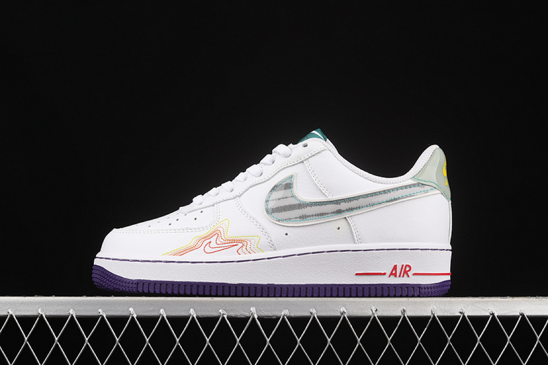 Nike Nike DE’AARON FOX X BRITTNEY GRINER AIR FORCE 1 LOW PREGAME PACK MUSIC WHITE/RED · CW6015-100, photo 1