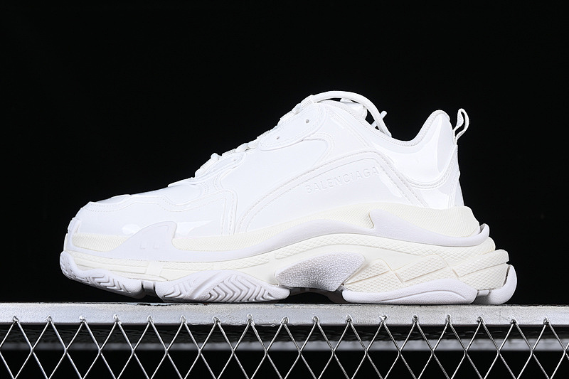 Balenciaga TRIPLE S WHITE · W2PAA9000, photo 1