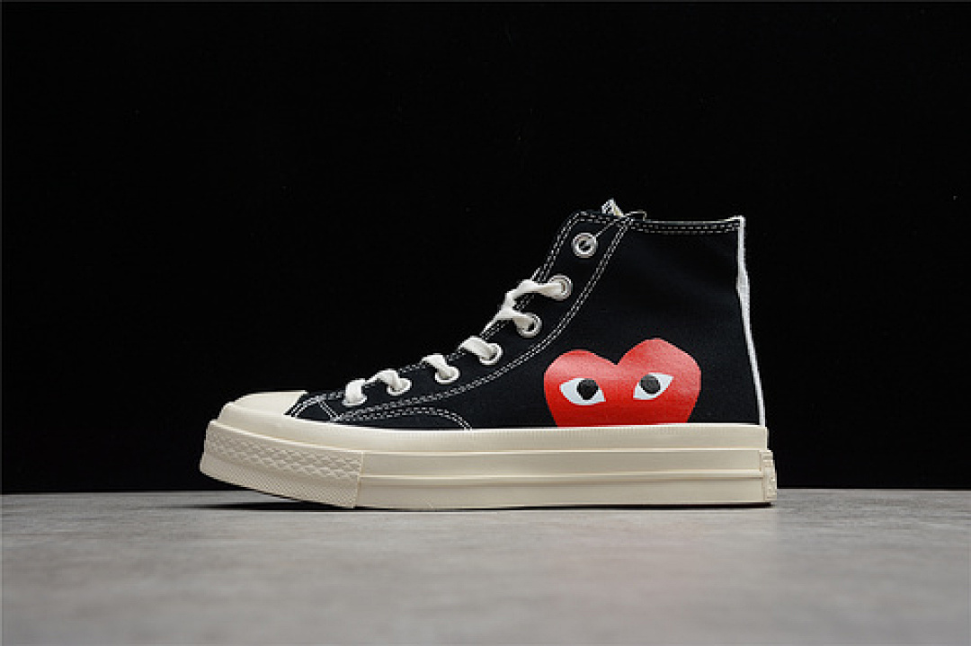 Comme des Garcons [150204C]-[COMME DES GARÇONS X CHUCK TAYLOR ALL-STAR HIGH 70S PLAY BLACK/BEIGE/RED], photo 1