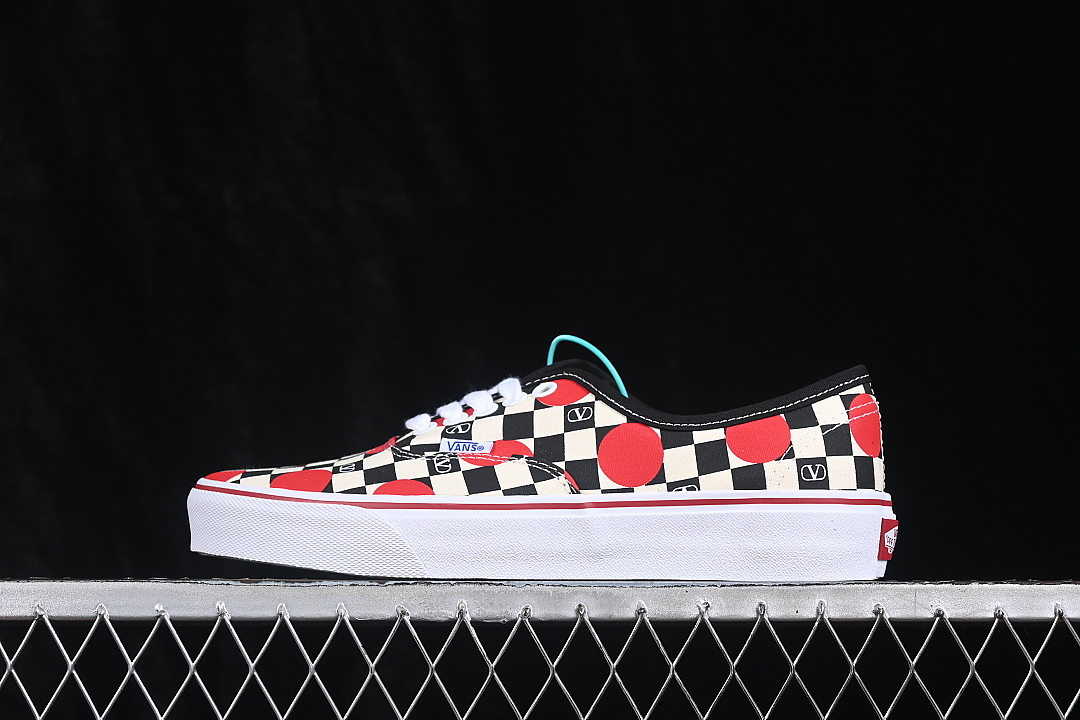 LOW-TOP CASUAL SKATE SHOES BLACK/RED/BEIGE · 7W0S0ND8WHXBAG, photo 1