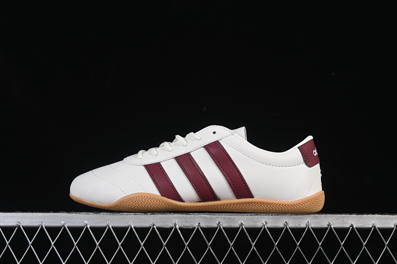 Off-White GRAND COURT LO Off-White/SHADOW RED/GUM · JQ9687, photo 1