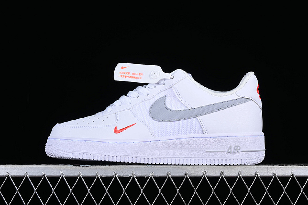 Nike [FD9772-100]-[AIR FORCE 1 07 LOW WHITE/GREY/RED]-[WOMAN:36-39]-[MAN:40-45], photo 1
