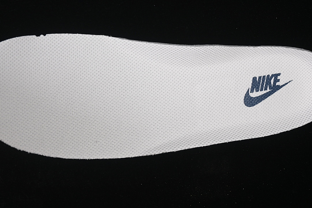 Nike [HT5088-617]-[AIR FORCE 1 07 LOW WHITE/NAVY BLUE/RED]-[WOMAN:36-39]-[MAN:40-45] - Image 4