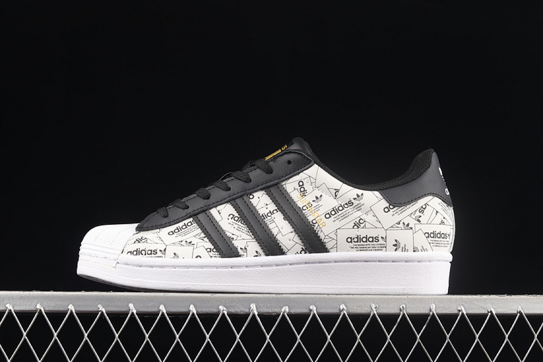 Unbranded [FV2819]-[SUPERSTAR LABEL COLLAGE CLOUD WHITE/CORE BLACK/CORE BLACK]-[UNSIEX:35.5-45], photo 1