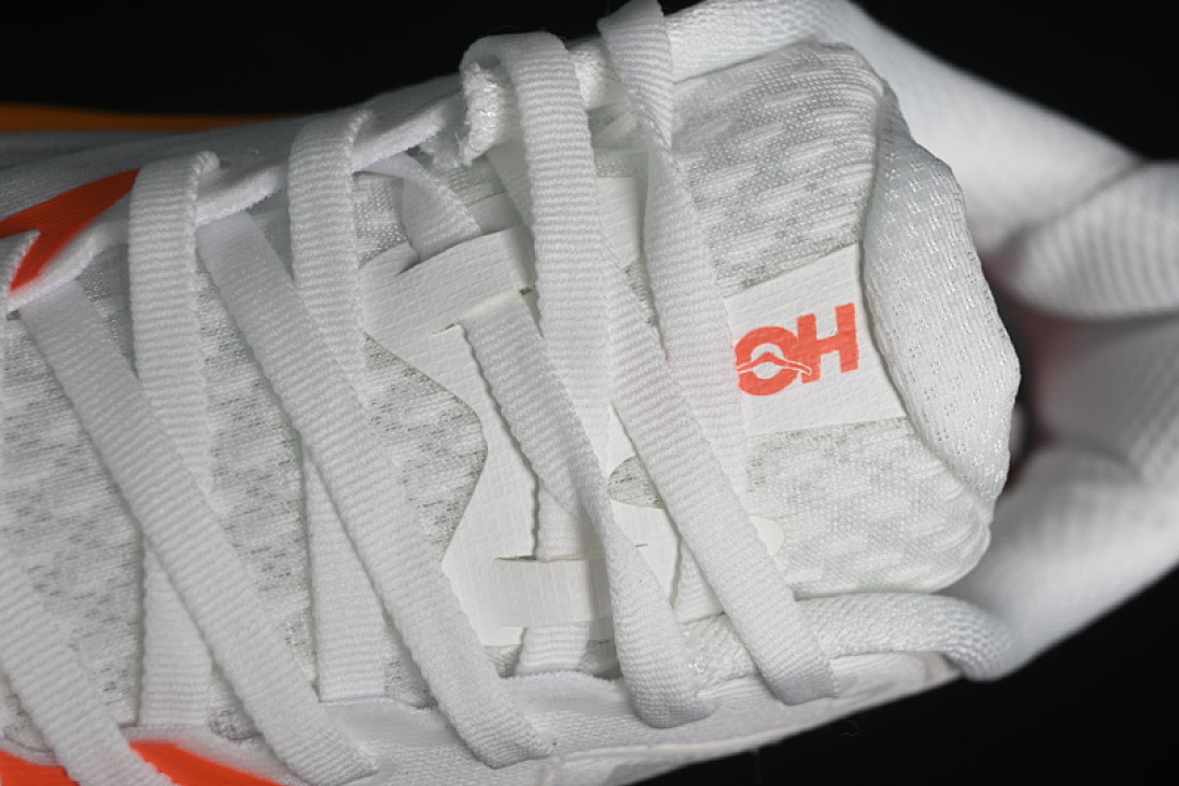 On Running [1162030 FGZ]-[HOKA ONE CLIFTON 10 WHITE/YELLOW]-[WOMAN:36-39]-[MAN:40-45] - Image 9