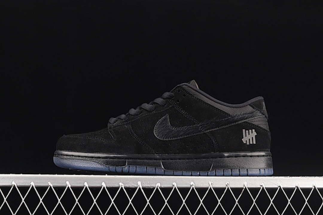 Undefeated Nike UNDEFEATED SB DUNK LOW VS AF1 BLACK/BLACK/BLACK · DO9329-001, photo 1