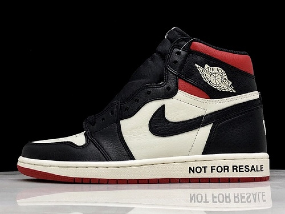 Jordan [861428-106]-[AIR JORDAN 1 RETRO HIGH NOT FOR RESALE VARSITY RED/BLACK]-[MAN:41-46], photo 1