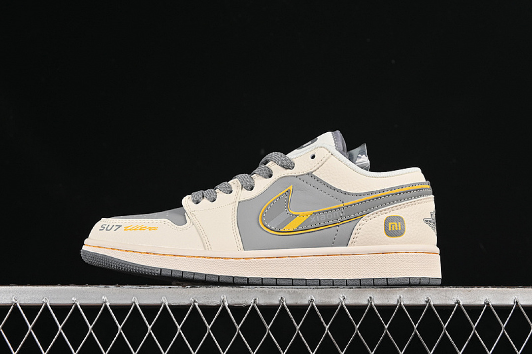 Jordan AIR Jordan 1 LOW WHITE/GREY/YELLOW · XX3168-199, photo 1