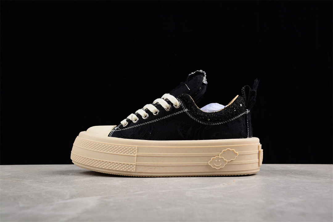 Unbranded [FORESHADOW DOUBLE-UNI SNEAKERS BLACK/BLACK/GUM]-[WOMAN:35-39], photo 1