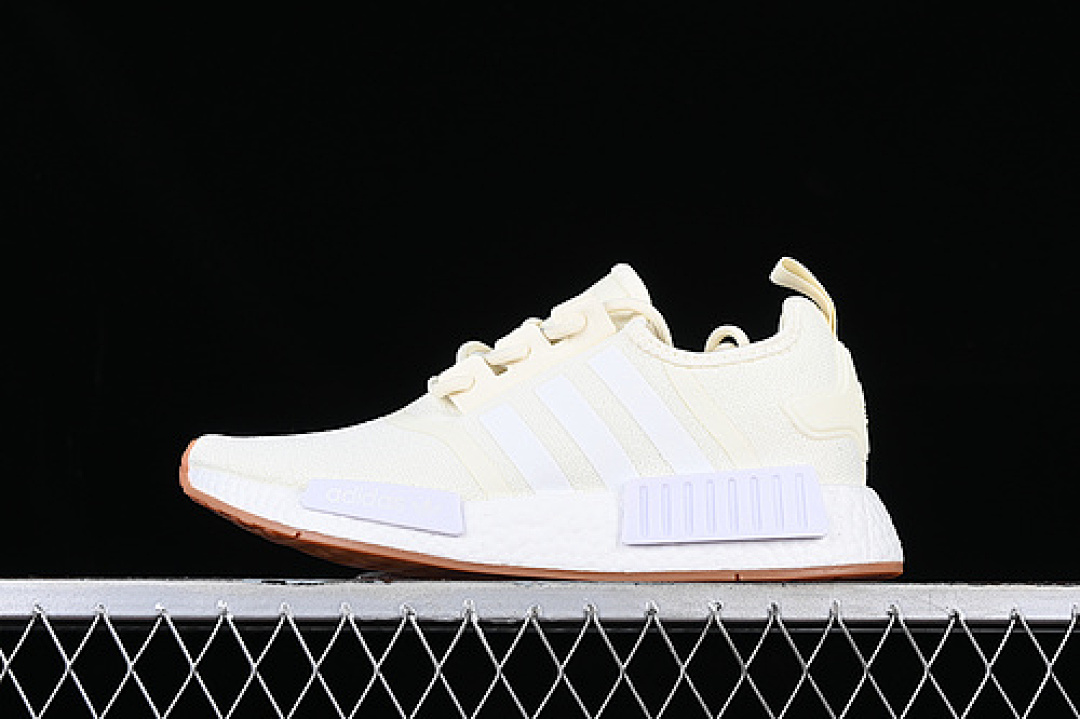 Adidas [GY6058]-[ADIDAS NMD R1 WONDER WHITE/CLOUD WHITE/GUM]-[WOMAN:36-39]-[MAN:40-45], photo 1