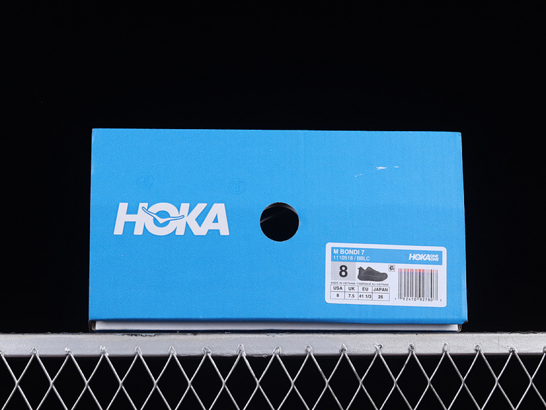 On Running [1110518/BBLC]-[HOKA ONE BONDI 7 BLACK/BLACK/BLACK]-[WOMAN:36-39]-[MAN:40-45] - Image 12
