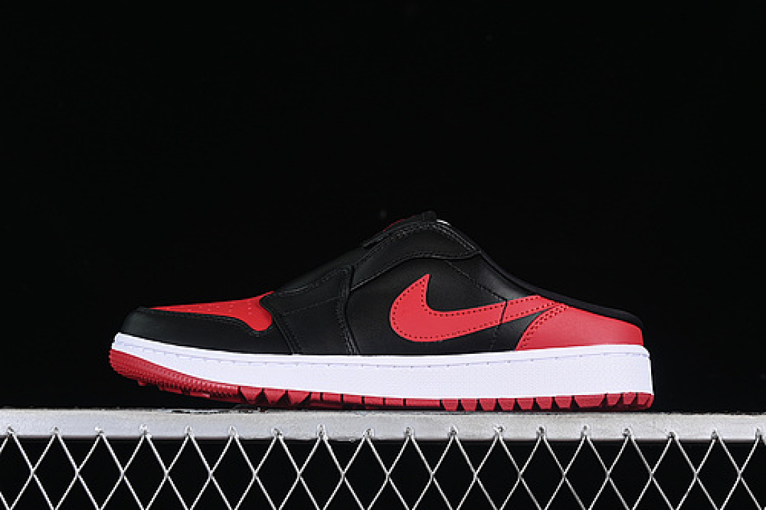 Jordan AIR Jordan 1 MULE GOLF BRED BLACK/WHITE/VARSITY RED · FJ1214-001, photo 1