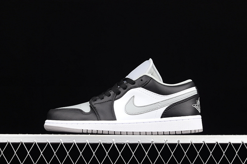 Jordan AIR Jordan 1 LOW BLACK/BLACK/LIGHT SMOKE GREY/WHITE · 553558-039, photo 1
