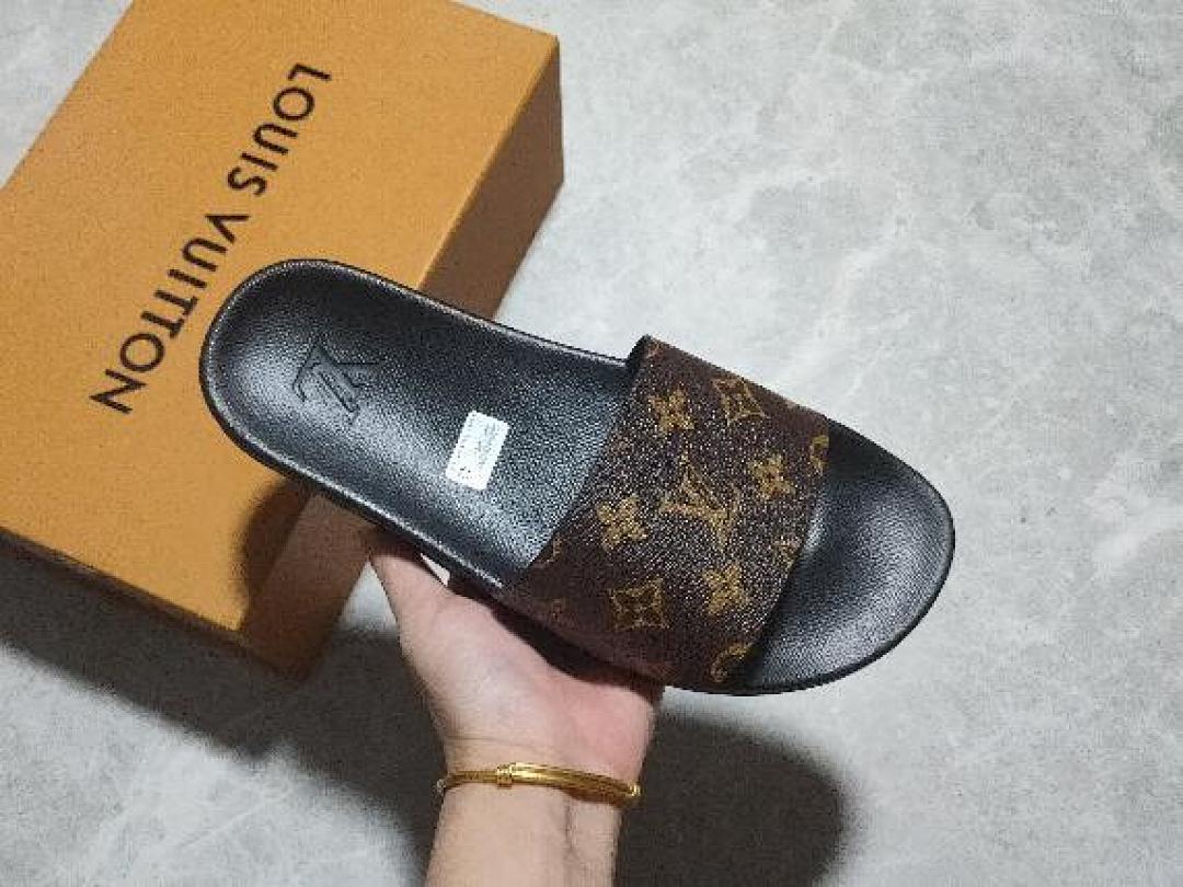 Louis Vuitton [L*V WATERFRONT SLIPPERS BLACK/BROWN/BLACK]-[WOMAN:35-39]-[MAN:40-45] - Image 7