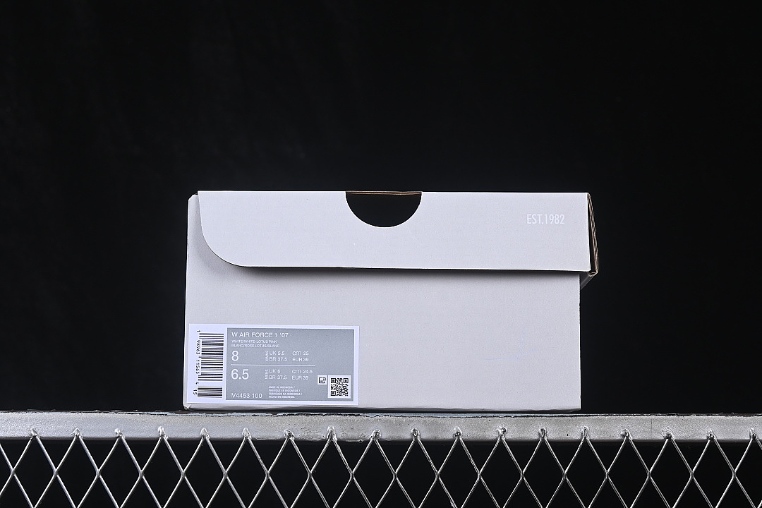 Nike [IV4453-100]-[AIR FORCE 1 07 LOW CASUAL SNEAKERS WHITE/PURE WHITE]-[WOMAN:35.5-39]-[MAN:40-45] - Image 11