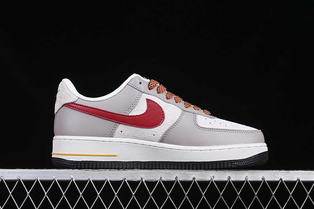 Nike [DM6688-029]-[AIR FORCE 1 07 LOW WHITE/GREY/RED/BROWN]-[WOMAN:36-39]-[MAN:40-45] - Image 2