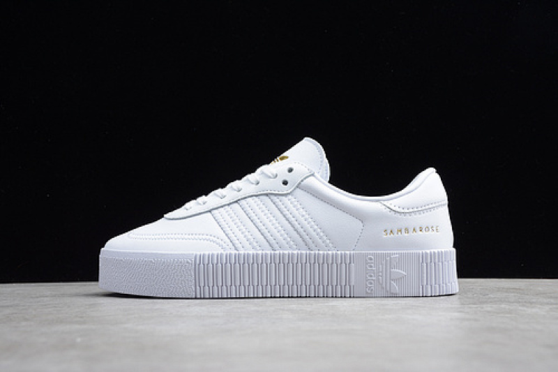 Adidas Adidas SAMBAROSE 70TH CELEBRATION CLOUD WHITE/GOLD · FU9197, photo 1