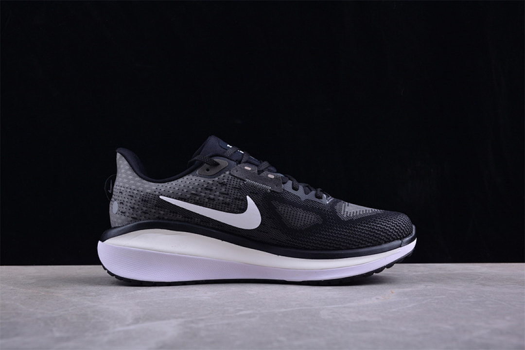 Nike [FB1309-004]-[AIR ZOOM VOMERO 17 BLACK/ANTHRACITE/WHITE]-[WOMAN:36-39]-[MAN:40-46] - Image 11