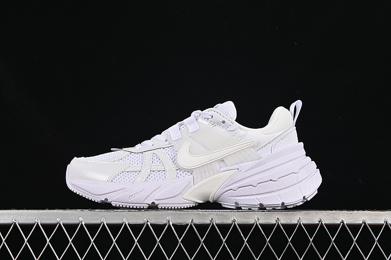 V2K RUNTEKK RUN WHITE · FD0736-113, photo 1