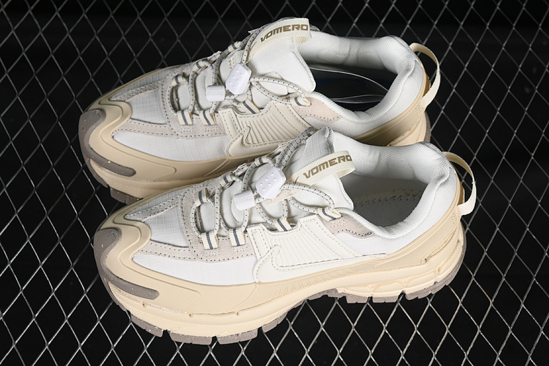 Nike [FV2295-101]-[ZOOM VOMERO ROAM WHITE/BEIGE]-[WOMAN:36-39]-[MAN:40-45] - Image 11