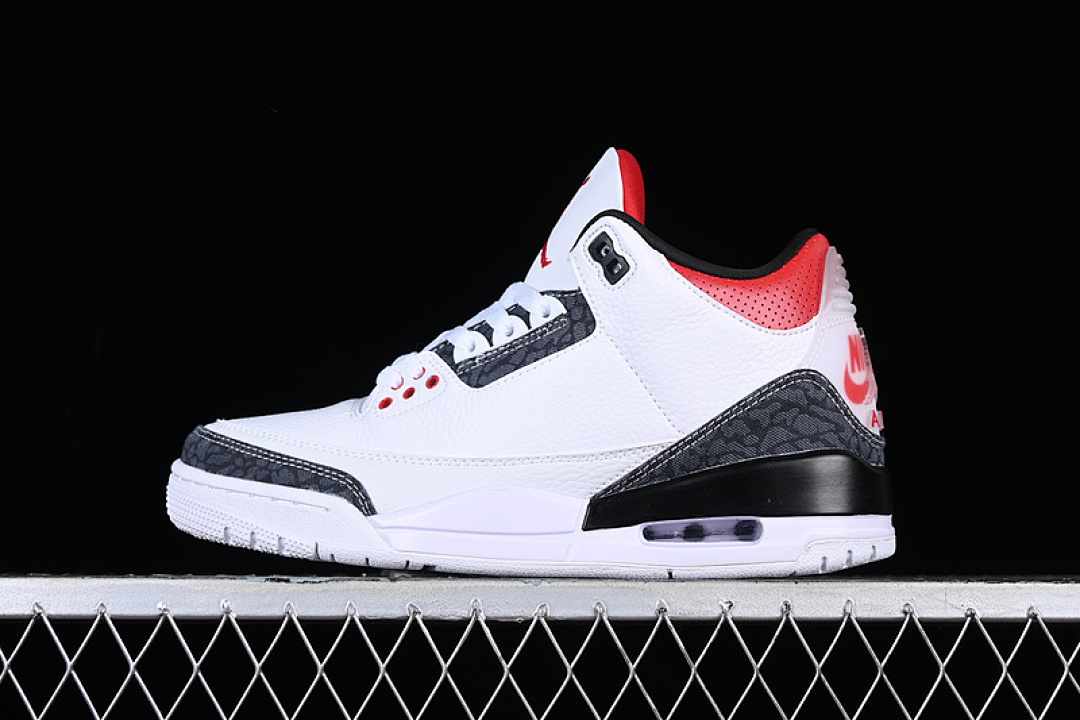 Jordan AIR Jordan 3 RETRO DENIM SE WHITE/FIRE RED/BLACK · CZ6431-100, photo 1