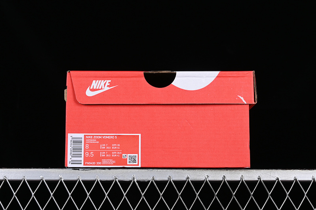 Nike [FN3420-200]-[ZOOM VOMERO 5 MS WHITE/BLACK/RED]-[WOMAN:36-39]-[MAN:40-45] - Image 12