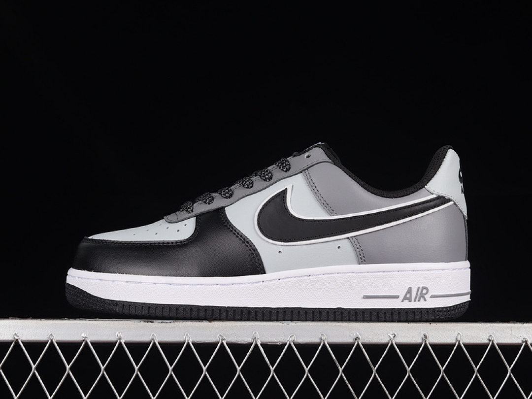 Nike Nike AIR FORCE 1 LOW 07 BLACK/SMOKE GREY/WHITE · TP5558-756, photo 1