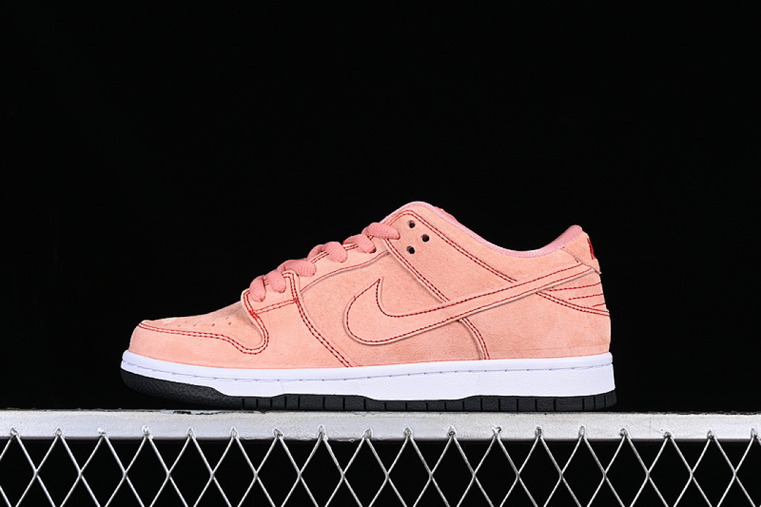 Unbranded [CV1655-600]-[DUNK LOW SB PINK PIG ATOMIC PINK/UNIVERSITY RED/WHITE/ATOMIC PINK]-[UNSIZE:36-46], photo 1