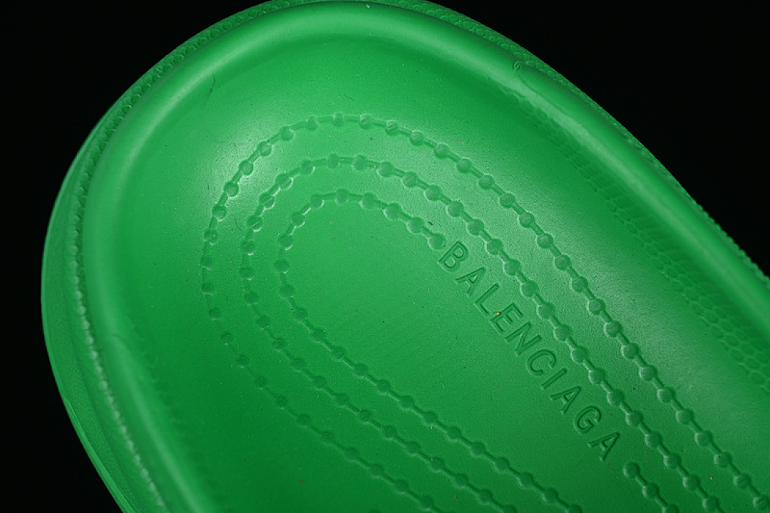 Balenciaga [W1S8E3033]-[BA*LEN*CIAGA POOL CROCS GREEN]-[WOMAN:36-40] - Image 3