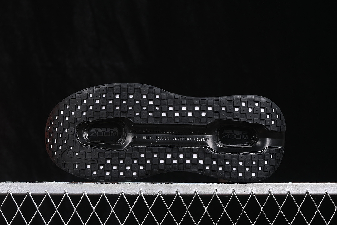 Nike [IQ0627-001]-[VOMERO PREMIUM SP BLACK/BLACK/WHITE]-[WOMAN:36-39]-[MAN:40-45] - Image 15