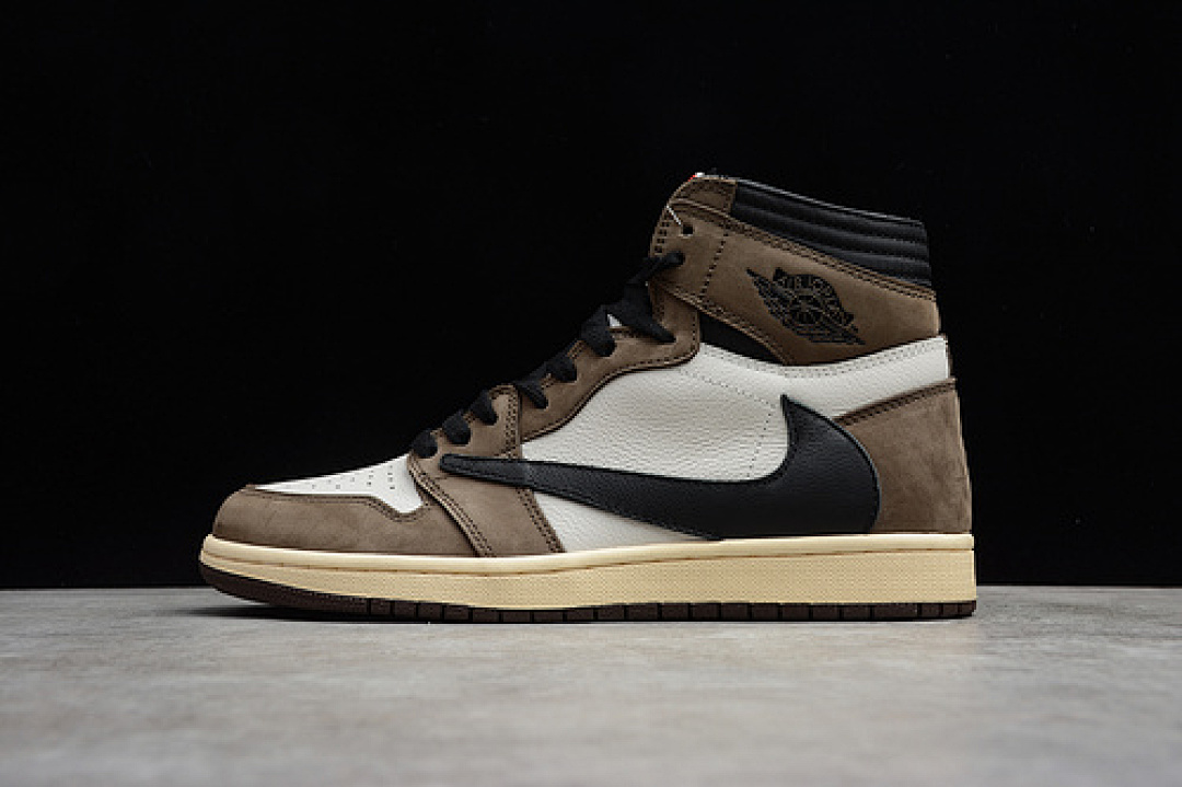 Jordan [CD4487-100]-[SCOTTAIR JORDAN 1 RETRO HIGH OG MOCHA SAIL/DARK MOCHA-UNIVERSITY RED-BLACK], photo 1