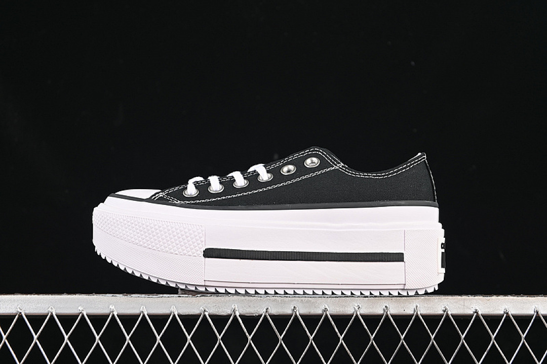 Converse [A15490C]-[CONVERSE CHUCK TAYLOR ALL STAR WHITE/BLACK]-[WOMAN:35-39]-[MAN:40-44], photo 1