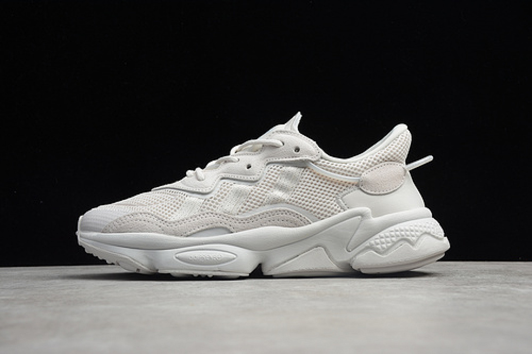 OZWEEGO TR SHOES CLOUD WHITE/LIGHT GREY/CLOUD WHITE · FY2023, photo 1