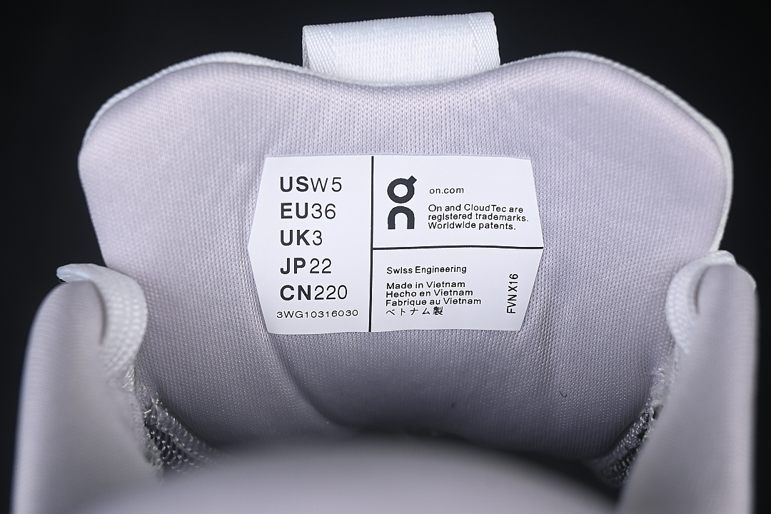 On Running [ON THE ROGER PRO 3 CASUAL RUNNING SHOES WHITE/PURPLE]-[WOMAN:36-39]-[MAN:40-47] - Image 5