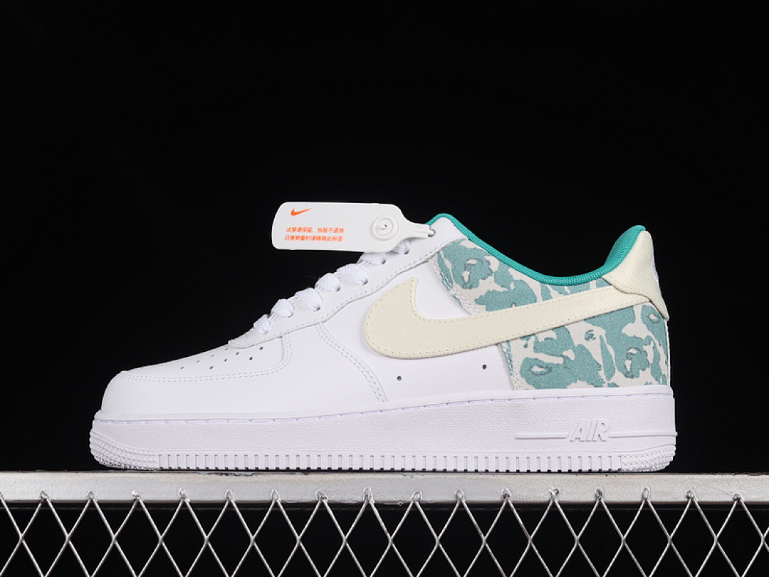 Nike [DX3365-100]-[AIR FORCE 1 LOW COCONUT MILK-BARELY VOLT-WHITE-NEPTUNE GREEN]-[UNISEX:36-45], photo 1