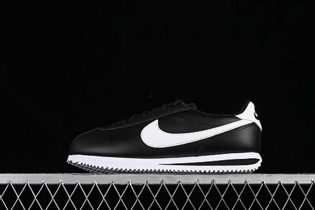 CLASSIC CORTEZ LEATHER BLACK/WHITE · DM4044-001, photo 1