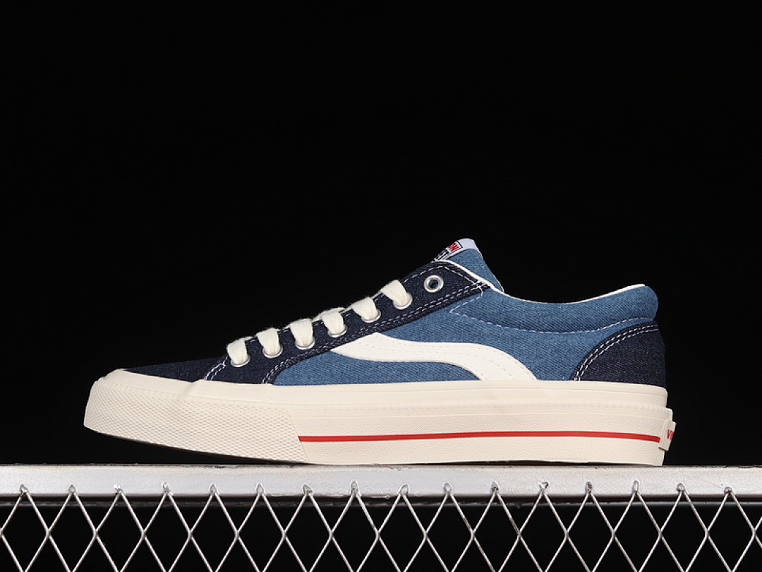 On Running [VISION X ODD CIRKUS ASTLEY PRO LOW DENIM BLUE/WHITE/BLUE]-[WOMAN:35-39]-[MAN:40-44], photo 1