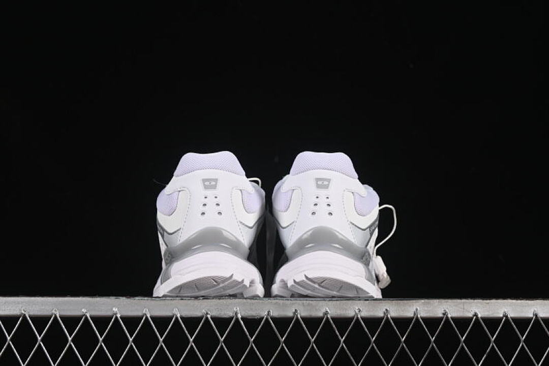 On Running [477619-22]-[XT-WHISPER WHITE/LIGHT GRAY]-[WOMAN:36-39]-[MAN:40-46.5] - Image 13