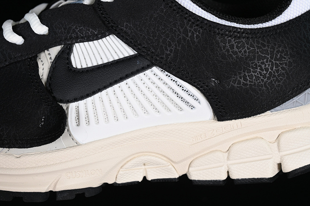 Nike [FJ5474-133]-[AIR ZOOM VOMERO 5 TIMELESS WHITE/BLACK/PHOTON DUST/SAIL]-[UNSIEX:36-46] - Image 7