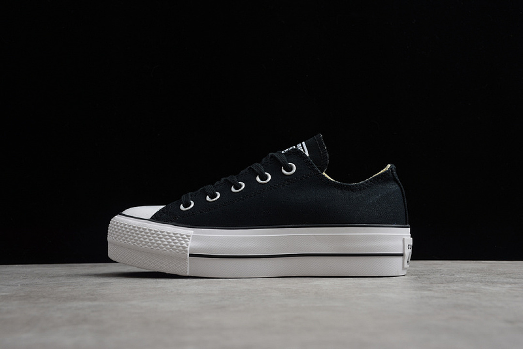 Unbranded [560250C]-[CHUCK TAYLOR ALL-STAR LOW LIFT BLACK/WHITE-WHITE]-[WOMAN:36-39]-[MAN:40-44], photo 1