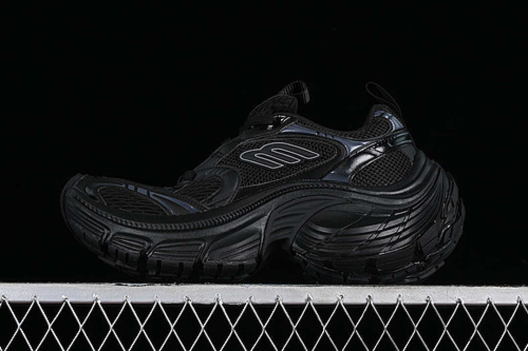 Unbranded [W2MV21010]-[BA*LEN*CIAGA TRACK SNEAKER BLACK]-[WOMAN:35-39]-[MAN:40-46], photo 1