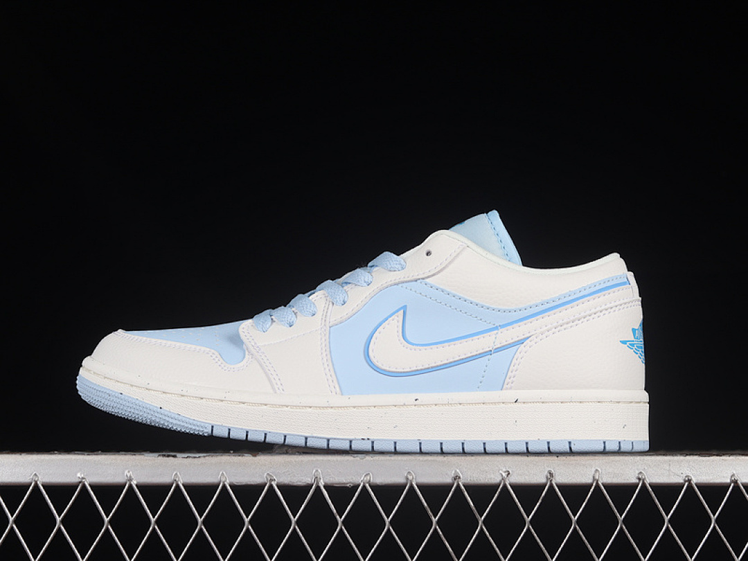 Jordan [DV1299-104]-[AIR JORDAN 1 LOW SE SAIL/DARK POWDER BLUE/ICE BLUE]-[MAN:40-46], photo 1