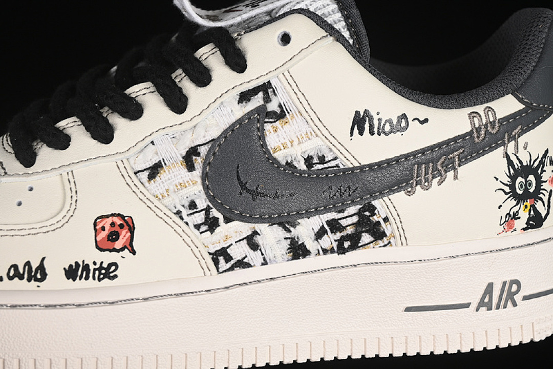 Nike [FJ7740-710]-[AIR FORCE 1 07 LOW LITTLE BLACK CAT WHITE/GREY/BLACK]-[WOMAN:36-39]-[MAN:40-45] - Image 8