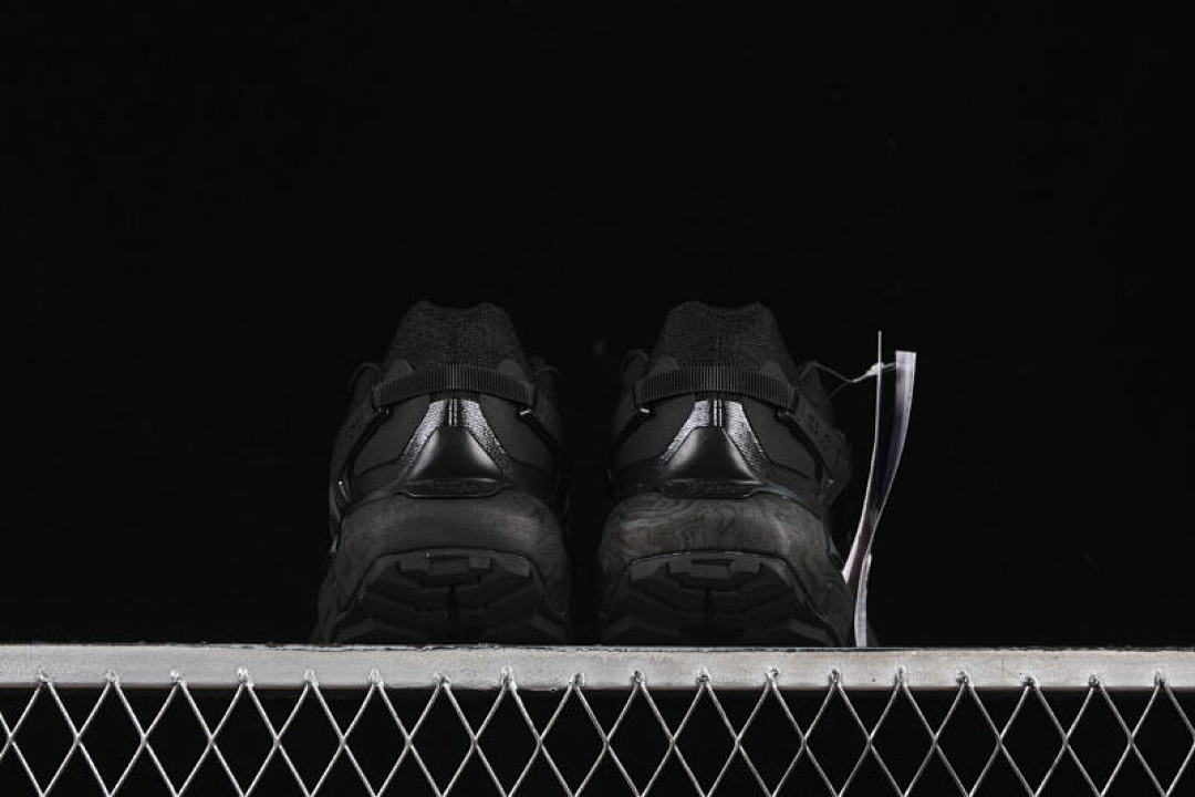 On Running [474460-29]-[XT PU.RE ADVANCED BLACK/INKINESS]-[WOMAN:36-39]-[MAN:40-46] - Image 13
