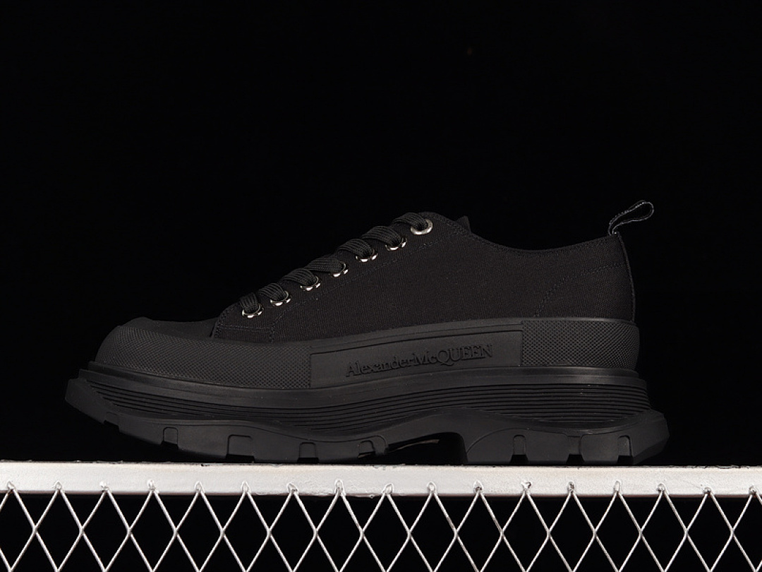 Alexander McQueen Alexander McQueen [ LOW-TOP CANVAS SHOES BLACK/BLACK/BLACK]-[WOMAN:35-39]-[MAN:40-44], photo 1